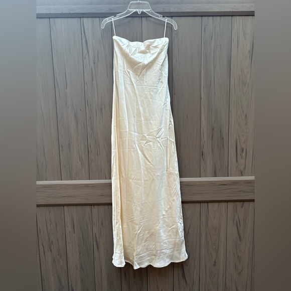 Reformation Joana Silk Dress in Fior Di Latte - Picture 6 of 9